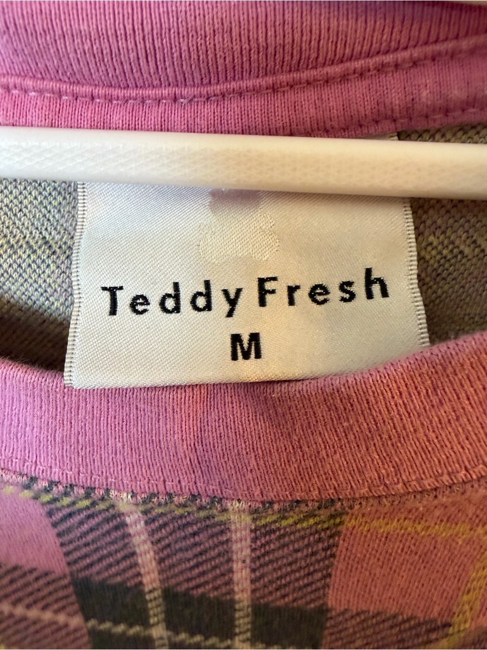 Teddy Fresh Pink Plaid Graphic Tee Size Medium Streetwear Skater Y2K - Picture 4 of 10
